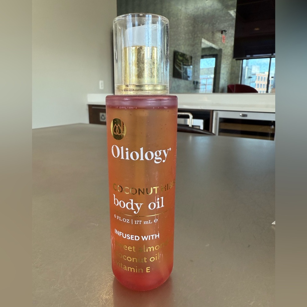 Oliology Coconut Hibiscus Body Oil